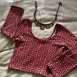 👄Charlotte Russe Crop Top👄